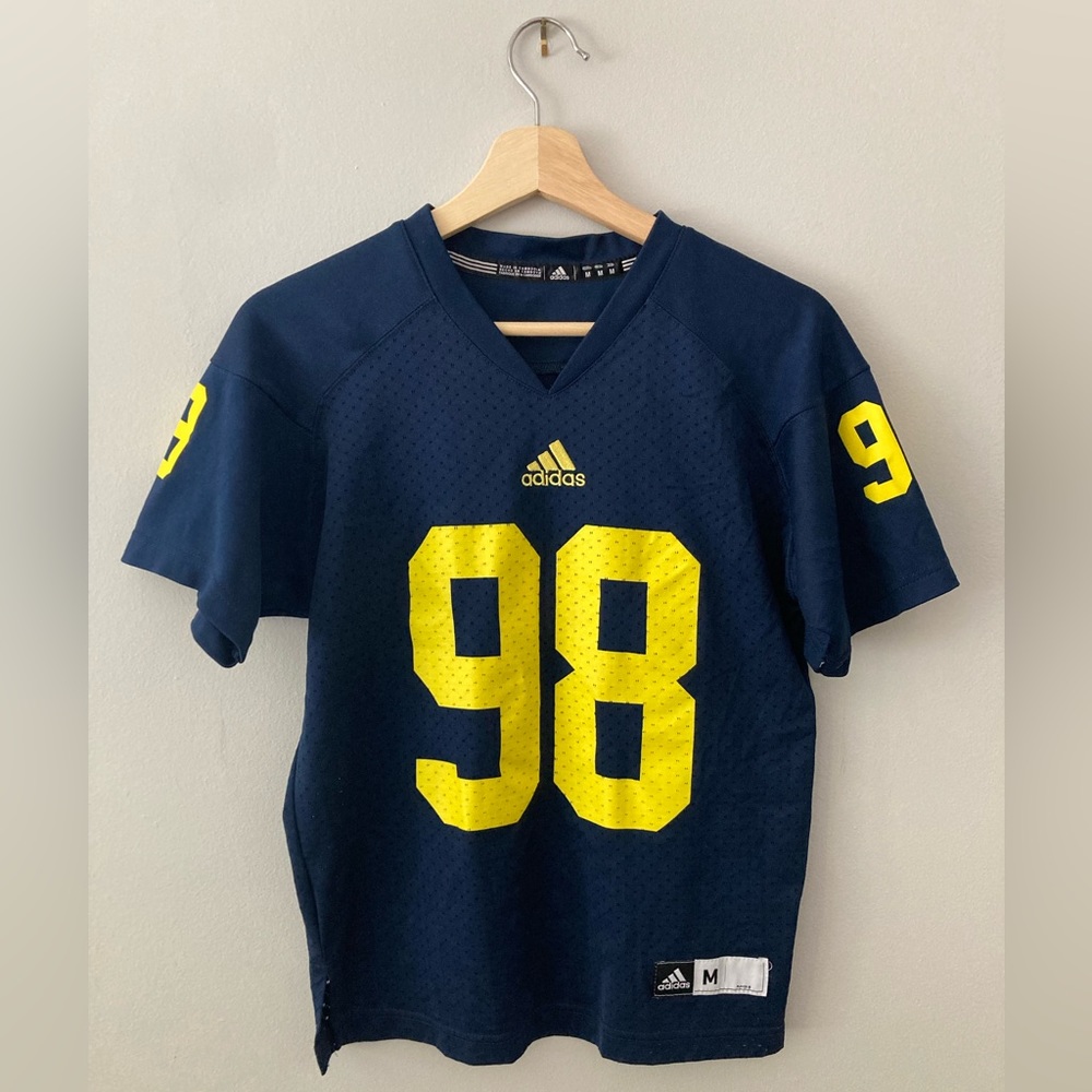 💛💙Michigan Football Jersey, Youth Medium💙💛